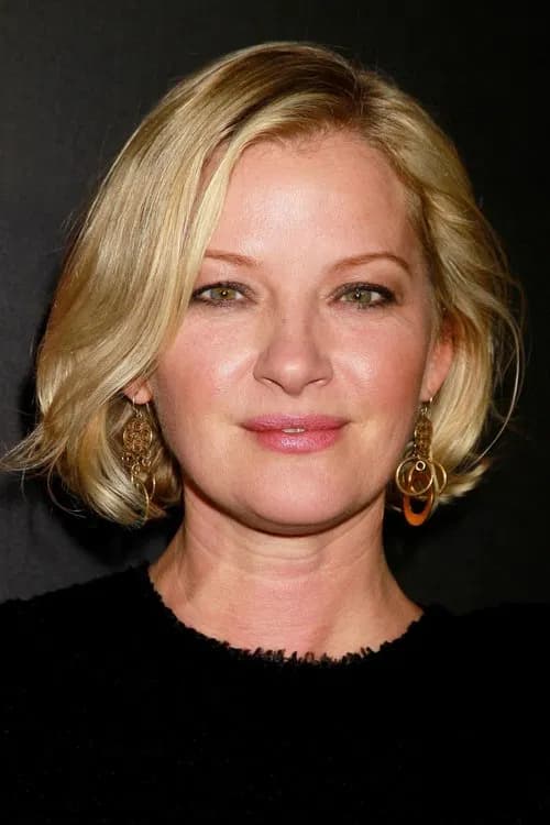 Gretchen Mol headshot