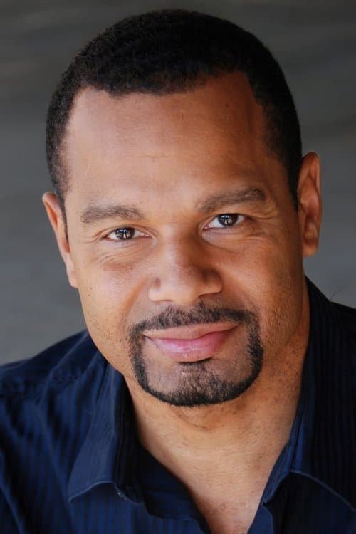 Wolfgang Bodison headshot