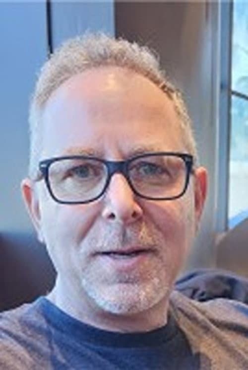 Warren Zide headshot