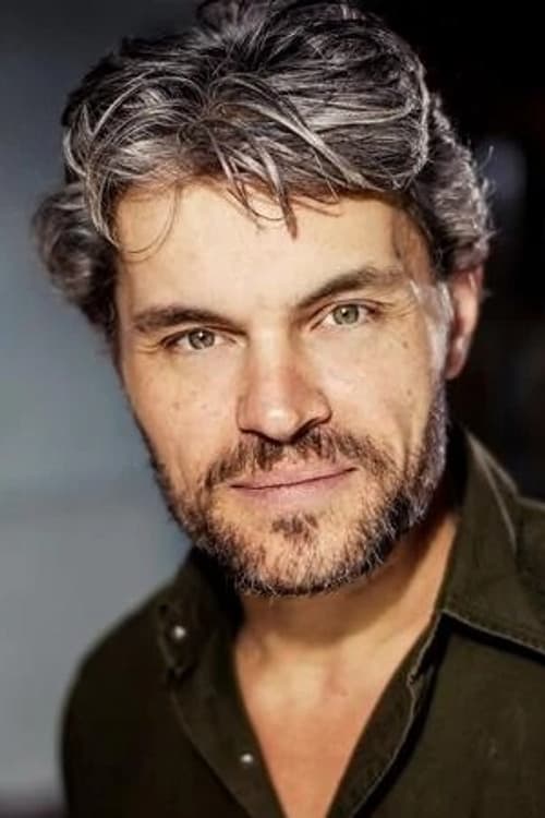 Marcello Walton headshot
