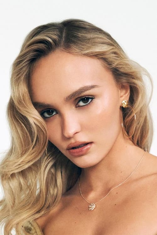 Lily-Rose Depp headshot