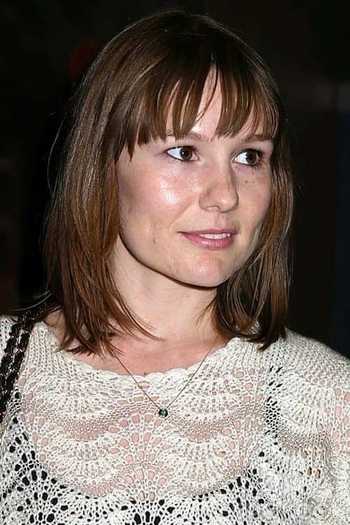 Liz Stauber headshot