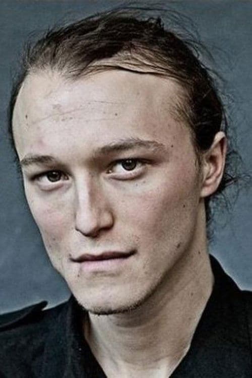 Sammy Hayman headshot