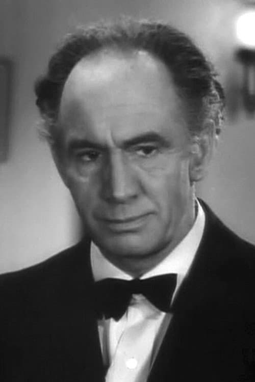 Leonard Mudie headshot