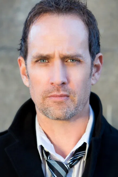 Robert Moloney headshot