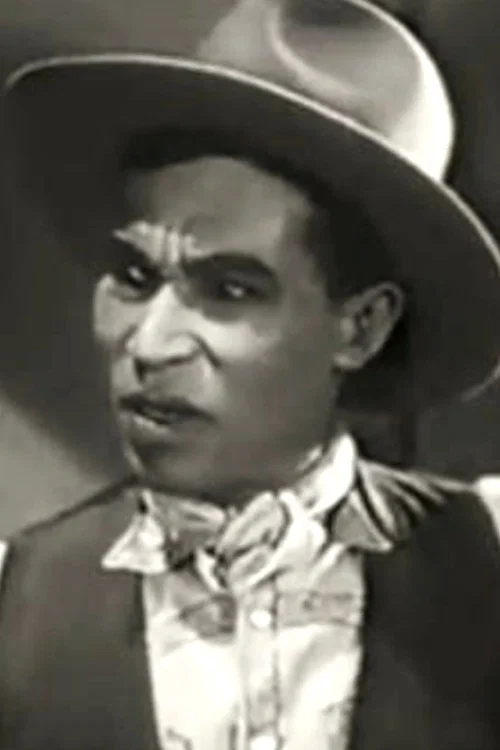 Steve Clemente headshot