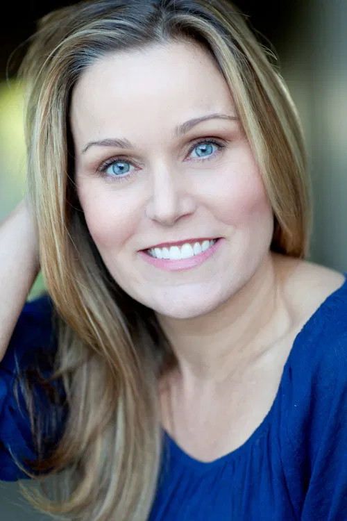 Lori Ann Gerdisch headshot