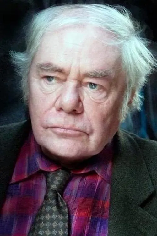 John Dunn-Hill headshot