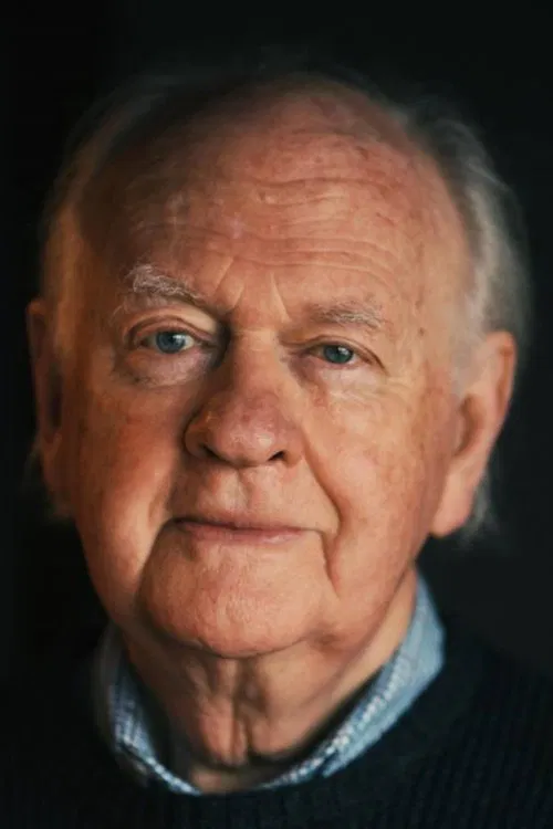 Oliver Ford Davies headshot