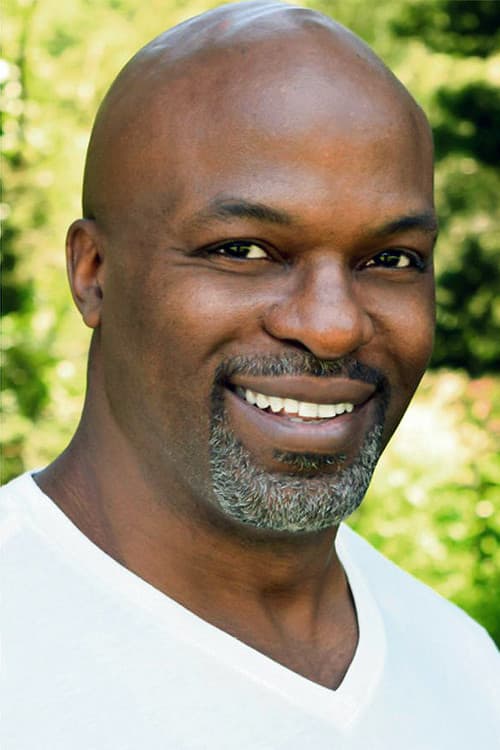 Evan Parke headshot