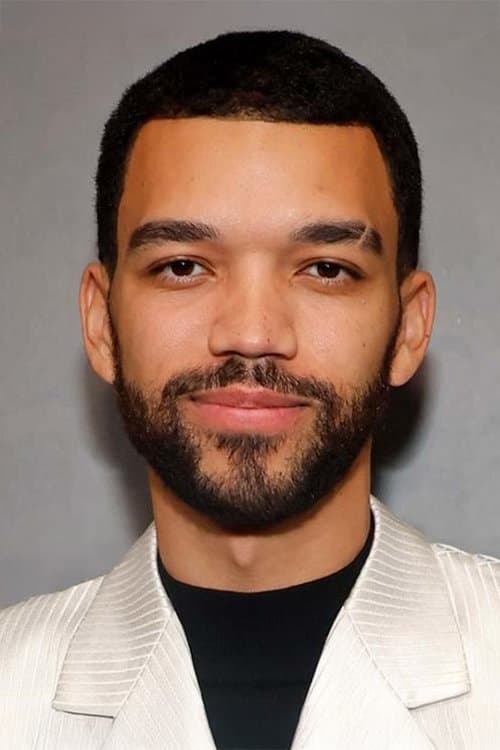 Justice Smith headshot