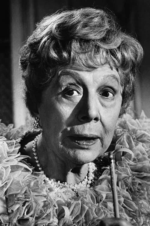 Edith Evans headshot