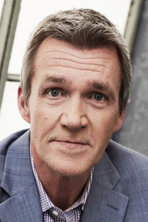 Neil Flynn headshot