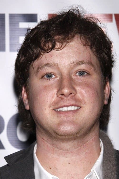 Tom Guiry headshot