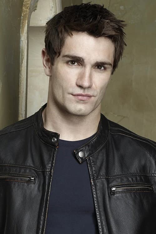 Sam Witwer headshot