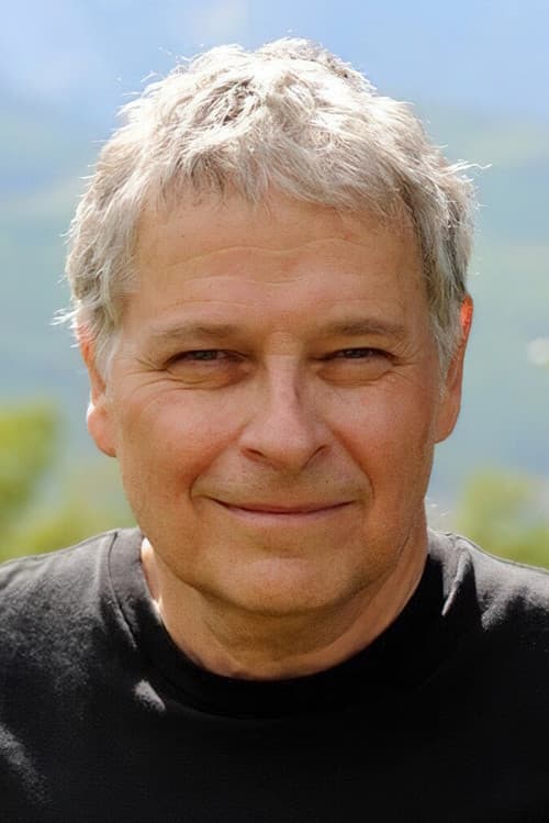 Lawrence Kasdan headshot