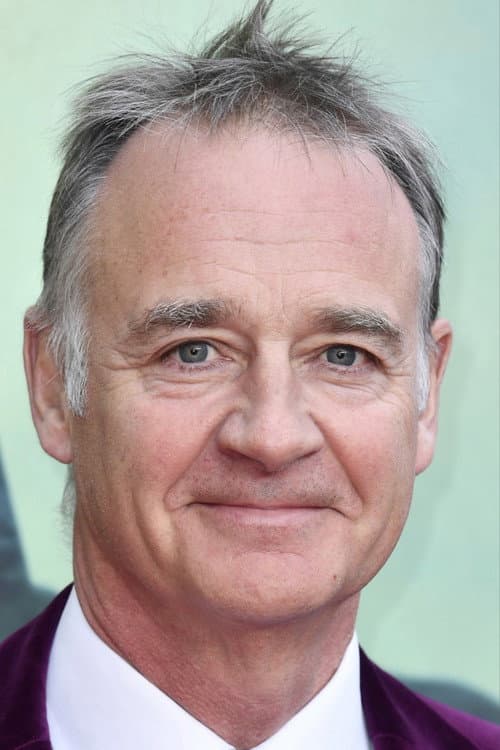Tim Lewis headshot