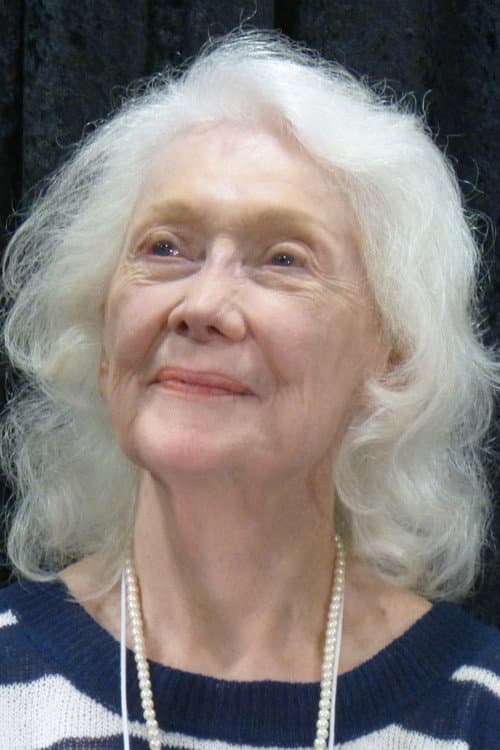Gladys Holland headshot