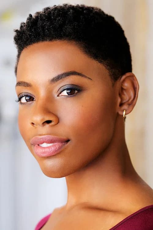 Chelsea Harris headshot