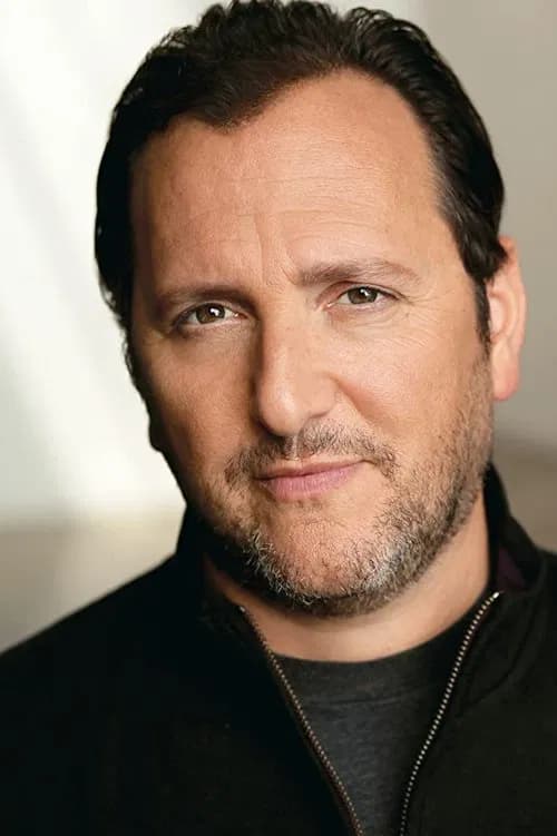 Tom Gallop headshot