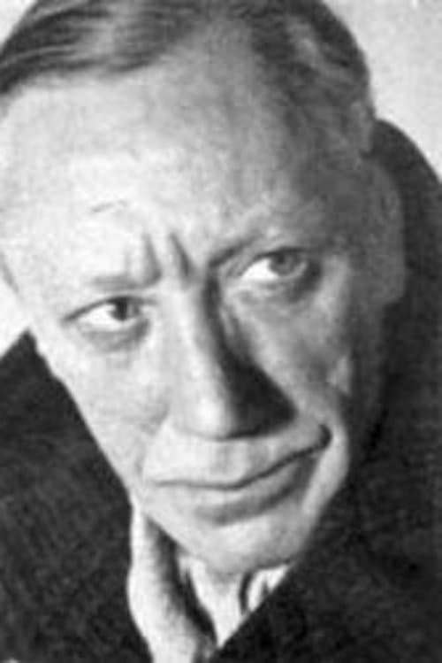 Gustav Botz headshot