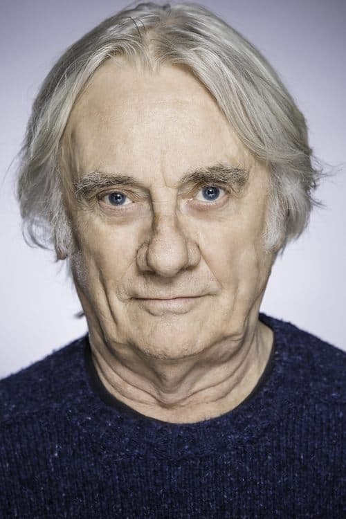 Tom Georgeson headshot