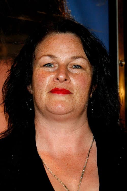 Julie T. Wallace headshot