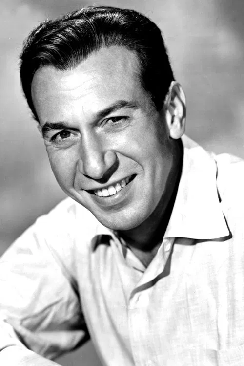 José Ferrer headshot