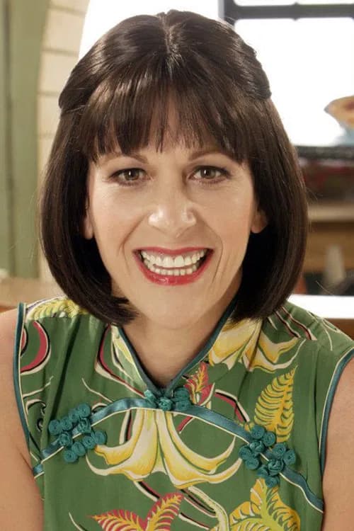 Ellen Greene headshot