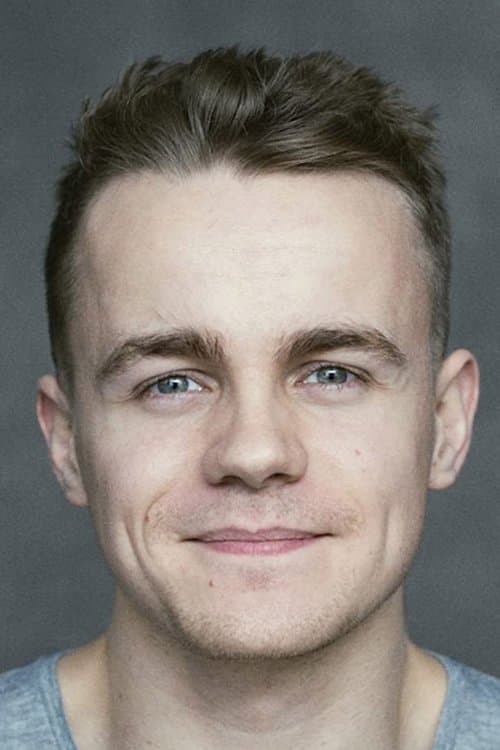 Mackintosh Muggleton headshot