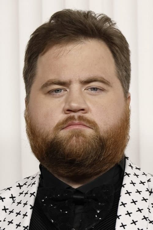 Paul Walter Hauser headshot