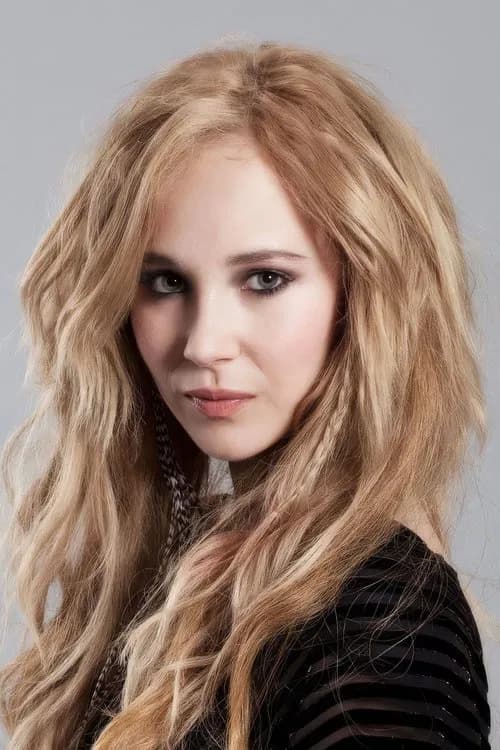 Juno Temple headshot