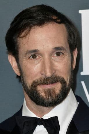 Noah Wyle headshot