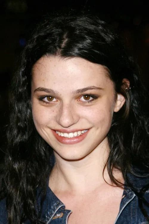 Rachael Bella headshot