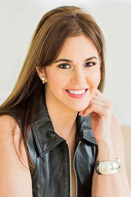 Carmen More headshot