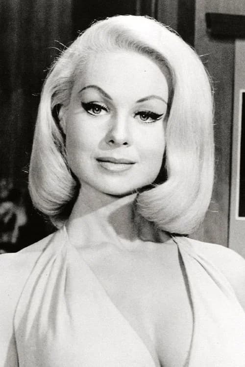 Joi Lansing headshot