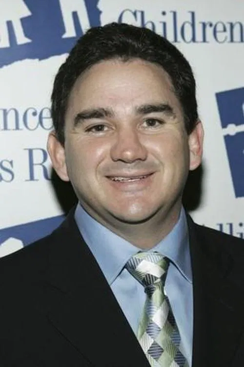 Valente Rodriguez headshot