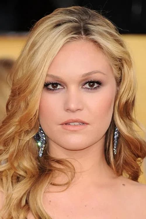 Julia Stiles headshot