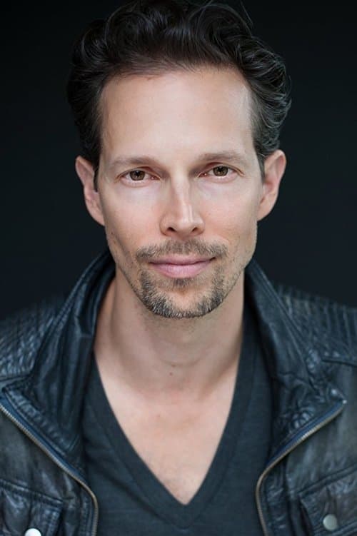 Nelson Leis headshot
