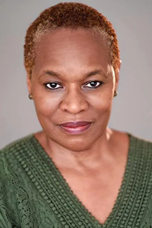 Kim Staunton headshot