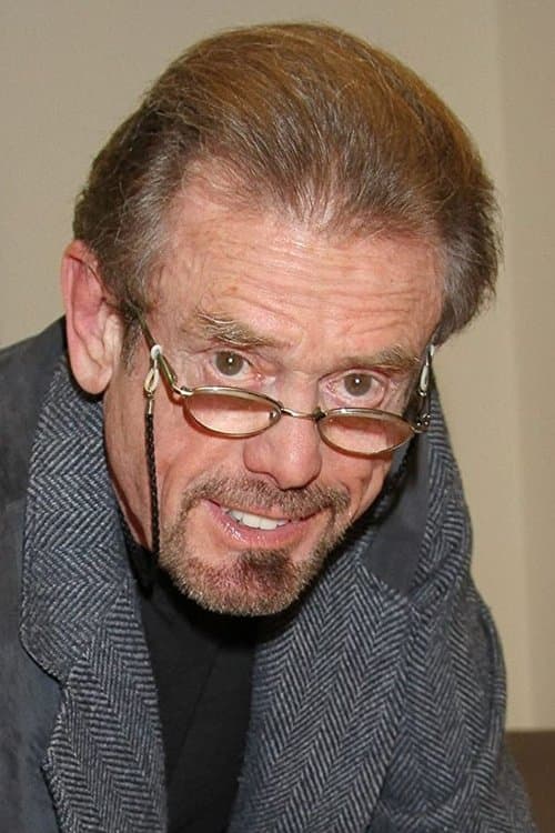 Neil Ross headshot
