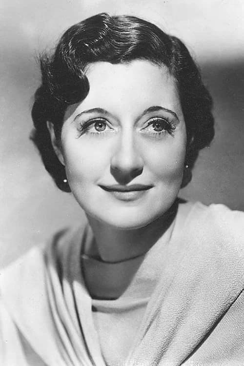 Katharine Alexander headshot