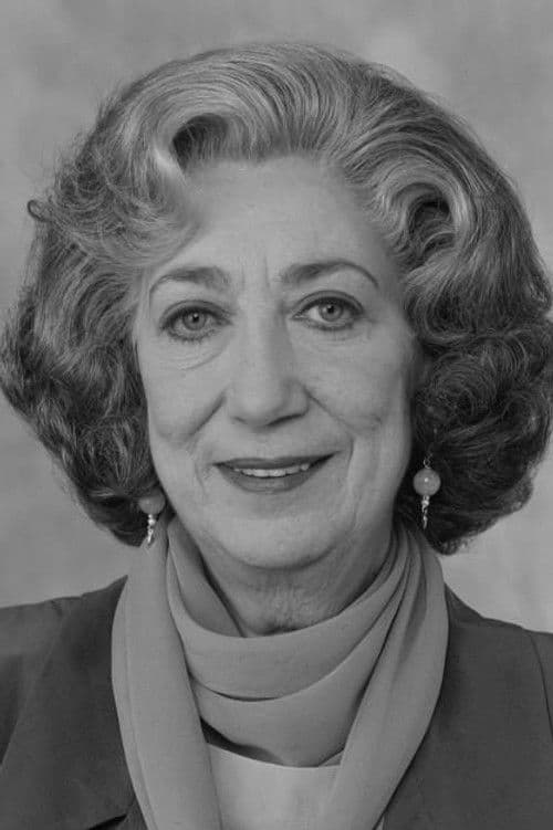 Julie Bovasso headshot