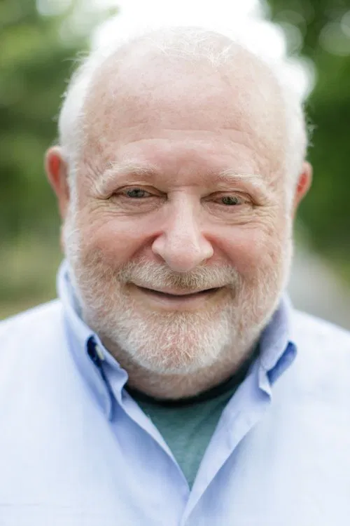 Jonathan Lynn headshot