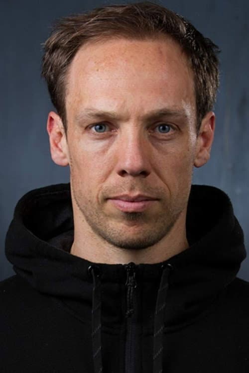 Harley Durst headshot