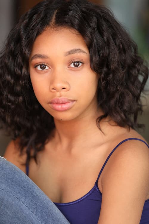 Kyla-Drew headshot