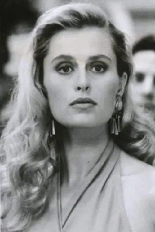 Maria Holvoe headshot