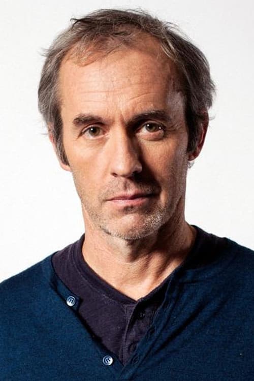 Stephen Dillane headshot