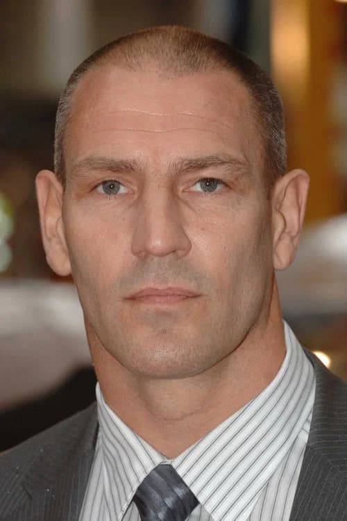Dave Legeno headshot