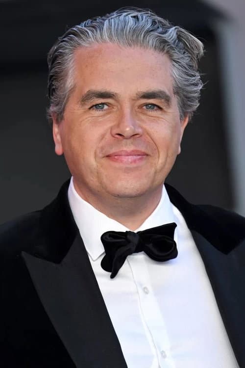 Lorne Balfe headshot